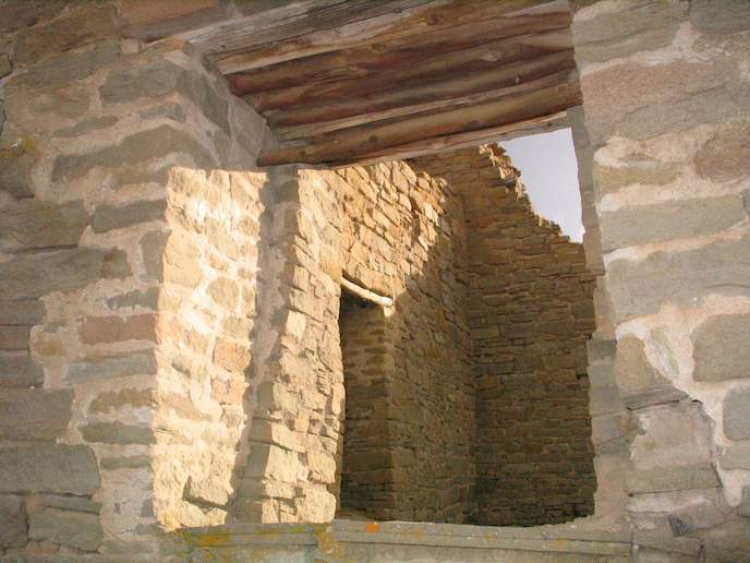 aztec_runis_wall_NPS